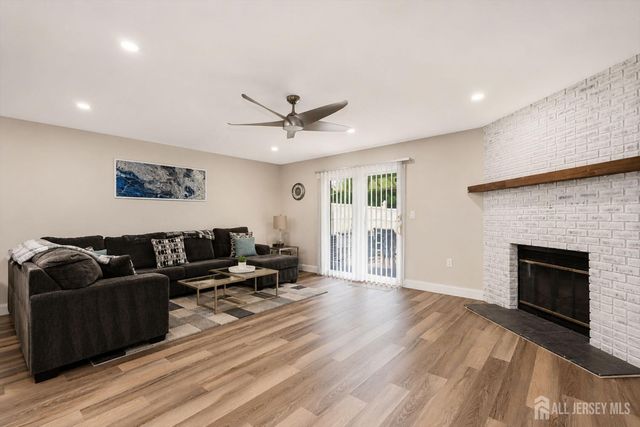 36 Bramble Lane, Old Bridge, NJ 07747