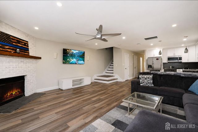 36 Bramble Lane, Old Bridge, NJ 07747