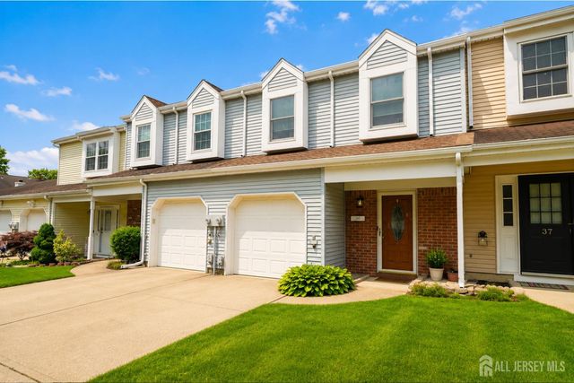 36 Bramble Lane, Old Bridge, NJ 07747