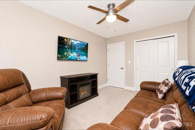 36 Bramble Lane, Old Bridge, NJ 07747