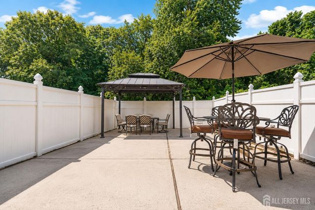 36 Bramble Lane, Old Bridge, NJ 07747