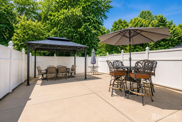 36 Bramble Lane, Old Bridge, NJ 07747