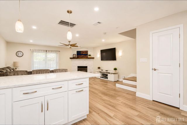 36 Bramble Lane, Old Bridge, NJ 07747