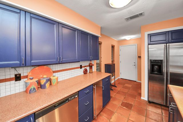 2210 Linea Del Pino Street, Houston, TX 77077