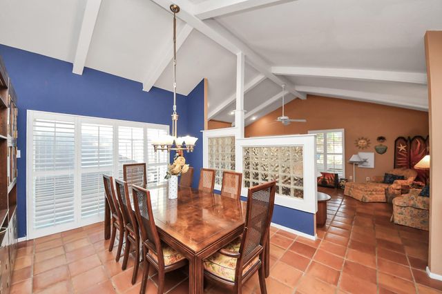 2210 Linea Del Pino Street, Houston, TX 77077