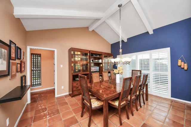 2210 Linea Del Pino Street, Houston, TX 77077