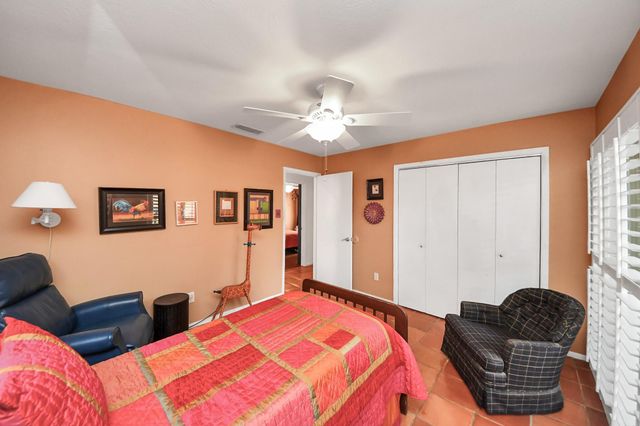 2210 Linea Del Pino Street, Houston, TX 77077