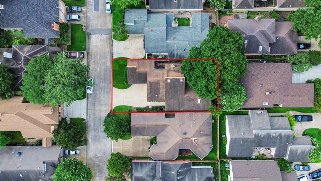 2210 Linea Del Pino Street, Houston, TX 77077