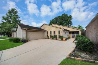 2210 Linea Del Pino Street, Houston, TX 77077