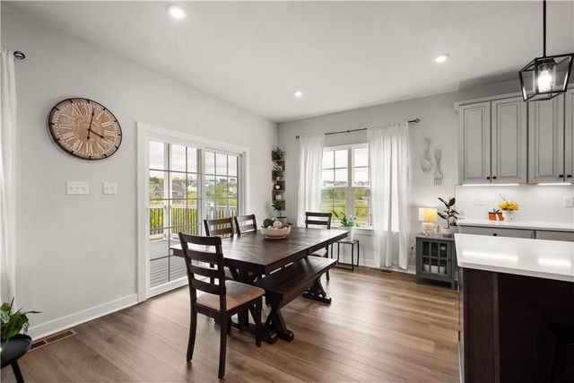 353 Crossing Drive, North Strabane, PA 15330