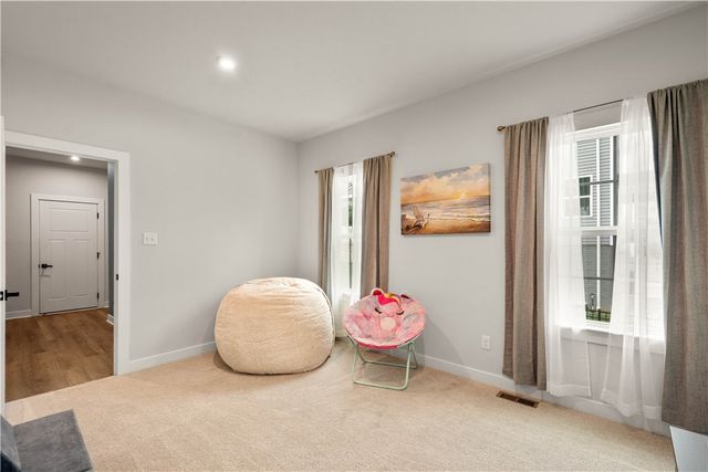353 Crossing Drive, North Strabane, PA 15330