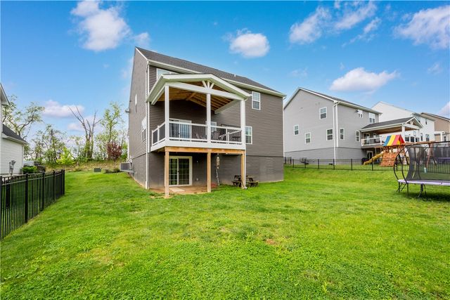 353 Crossing Drive, North Strabane, PA 15330
