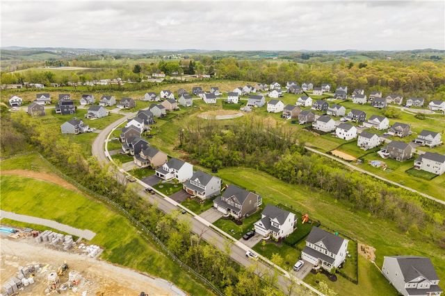 353 Crossing Drive, North Strabane, PA 15330