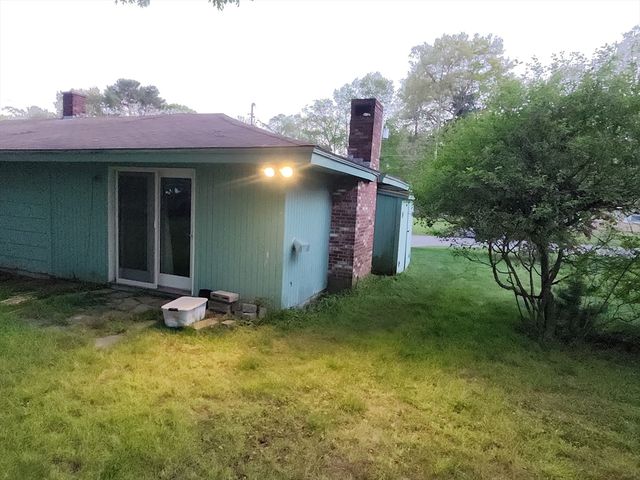 23 Irene Cir, Brockton, MA 02302