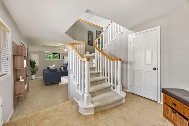 1768 Crestview Drive, Ashland, OR 97520