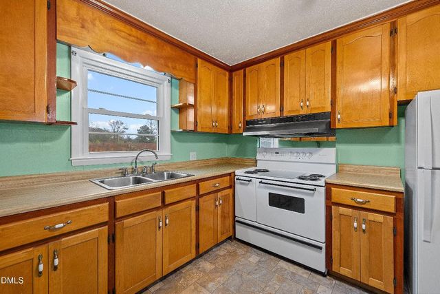 10263 U.S. 701 Highway S, Newton Grove, NC 28366