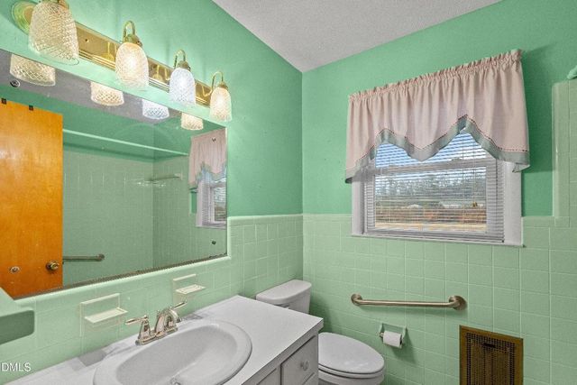 10263 U.S. 701 Highway S, Newton Grove, NC 28366