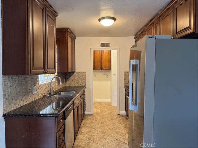 312 Silton, San Dimas, CA 91773