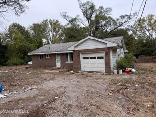 1568 County Road D, Swanton, OH 43558