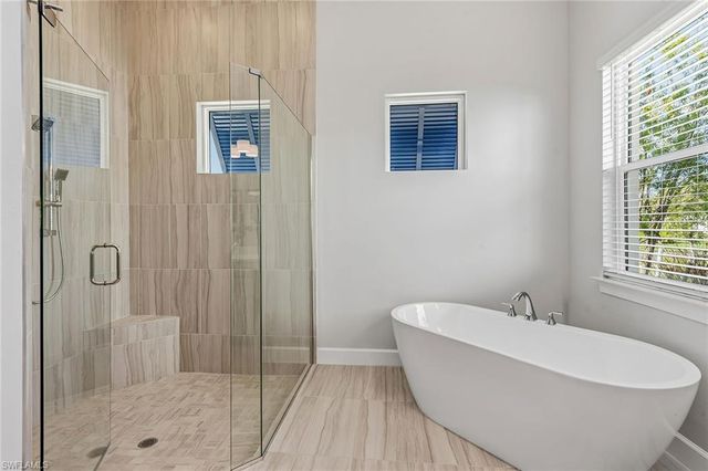 15378 Turin DR, Naples, FL 34114