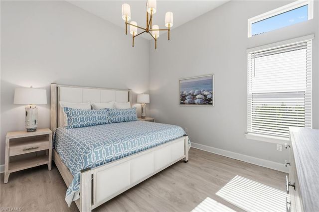 15378 Turin DR, Naples, FL 34114