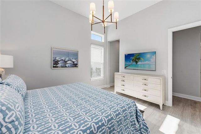 15378 Turin DR, Naples, FL 34114