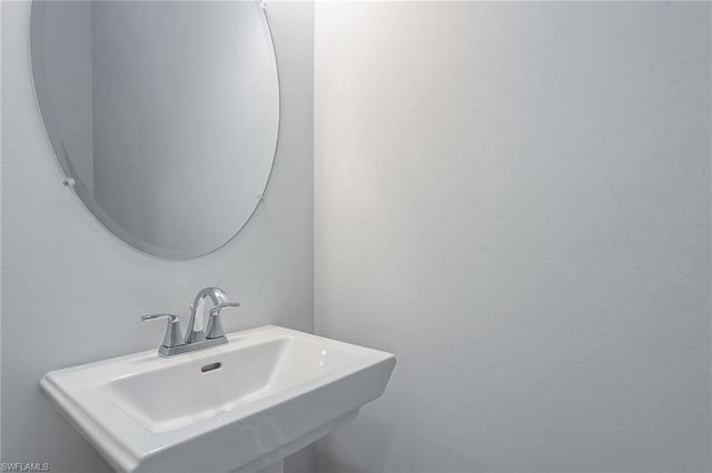 15378 Turin DR, Naples, FL 34114