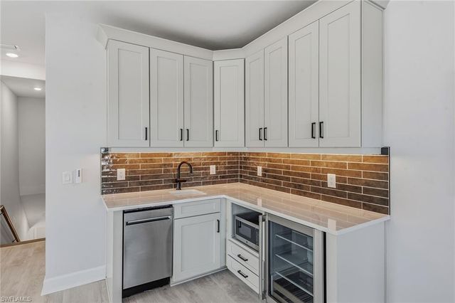 15378 Turin DR, Naples, FL 34114