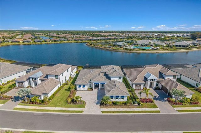 15378 Turin DR, Naples, FL 34114