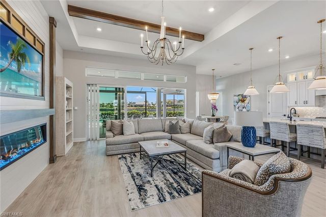 15378 Turin DR, Naples, FL 34114