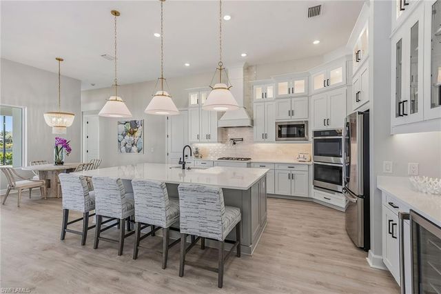 15378 Turin DR, Naples, FL 34114