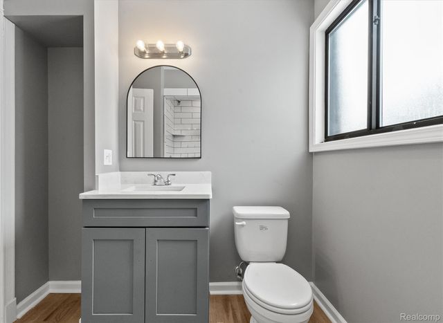 25835 Woodward 103, Royal Oak, MI 48067