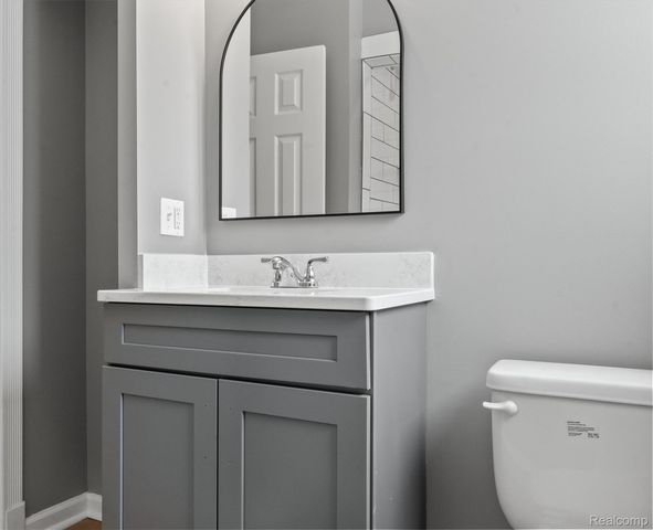 25835 Woodward 103, Royal Oak, MI 48067