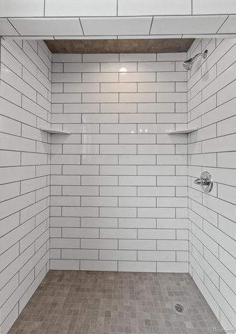 25835 Woodward 103, Royal Oak, MI 48067