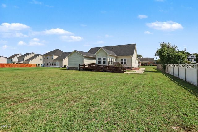 1633 Holloman Drive, Fayetteville, NC 28312