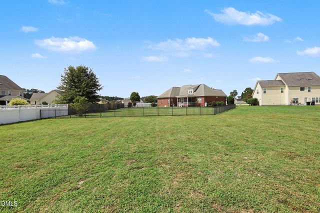 1633 Holloman Drive, Fayetteville, NC 28312