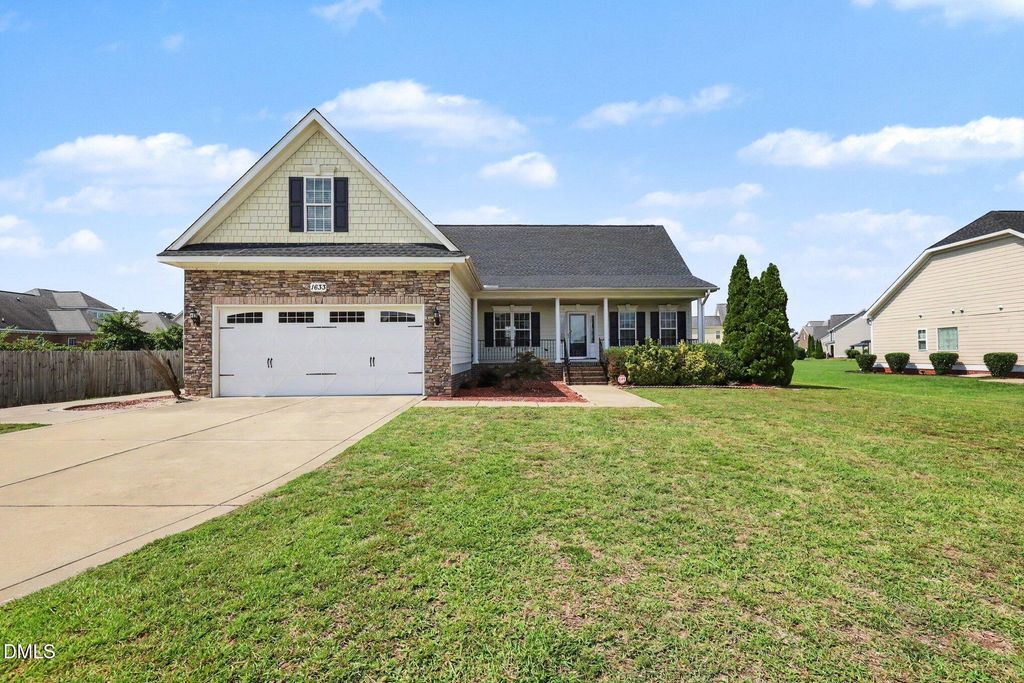 1633 Holloman Drive, Fayetteville, NC 28312