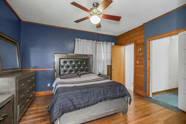 558 S Arlington Avenue, Independence, MO 64053
