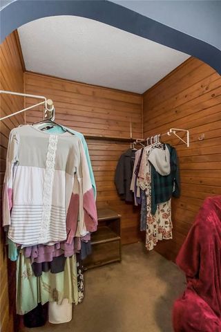 558 S Arlington Avenue, Independence, MO 64053