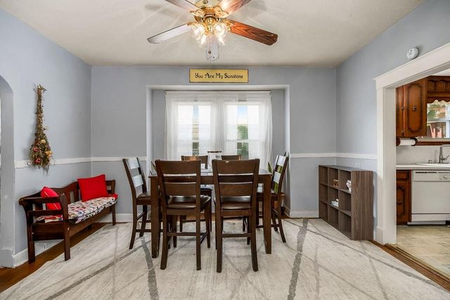 558 S Arlington Avenue, Independence, MO 64053
