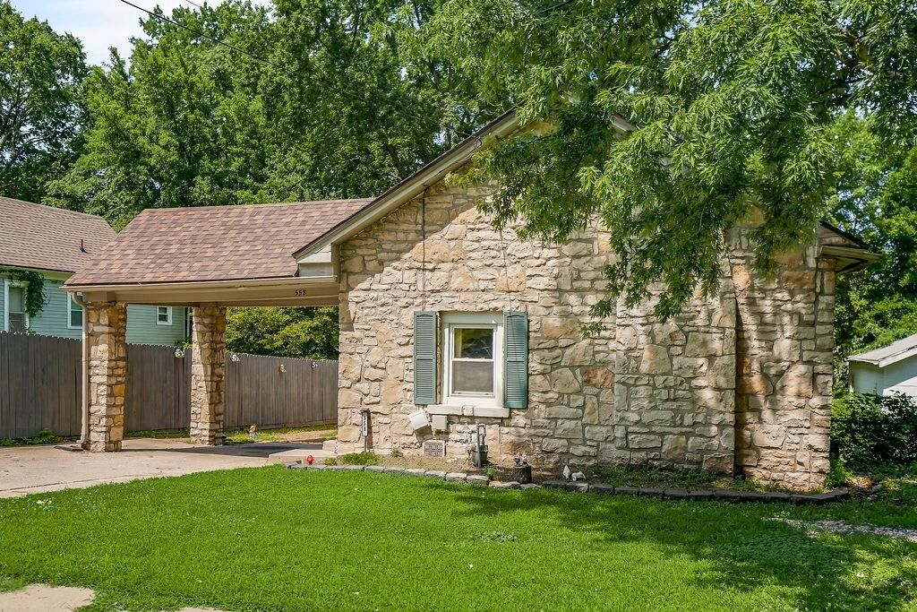 558 S Arlington Avenue, Independence, MO 64053