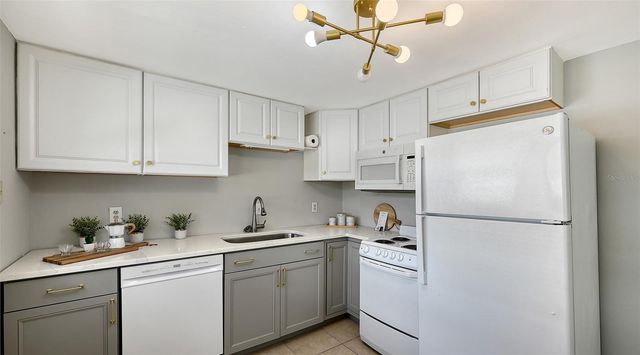 1860 7TH STREET, Sarasota, FL 34236