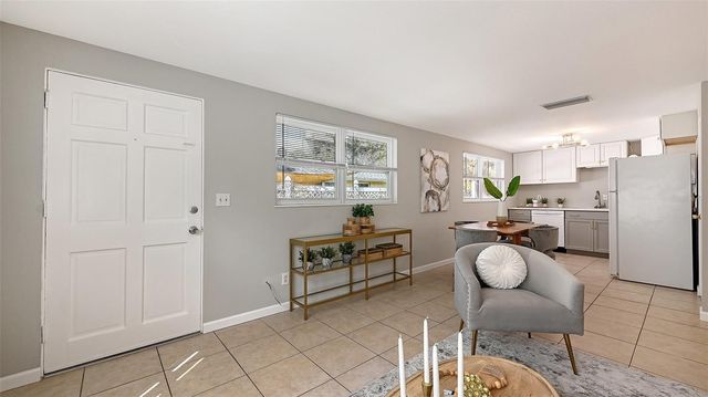 1860 7TH STREET, Sarasota, FL 34236