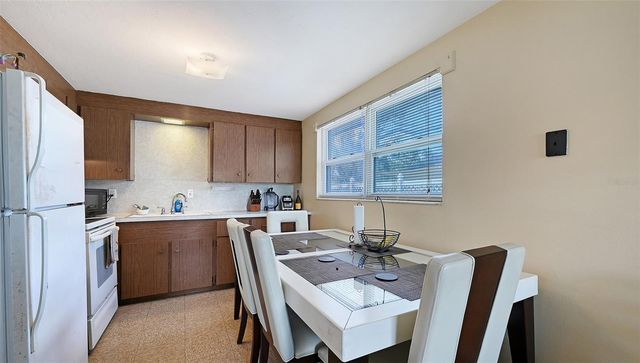 1860 7TH STREET, Sarasota, FL 34236