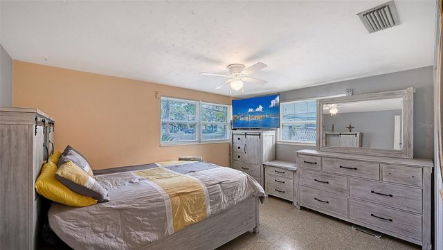 1860 7TH STREET, Sarasota, FL 34236