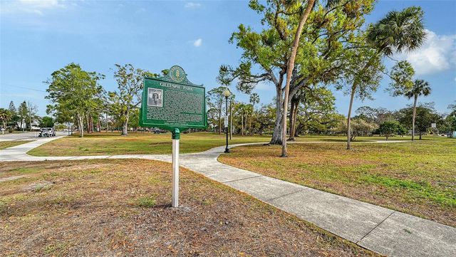 1860 7TH STREET, Sarasota, FL 34236