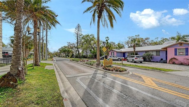 1860 7TH STREET, Sarasota, FL 34236