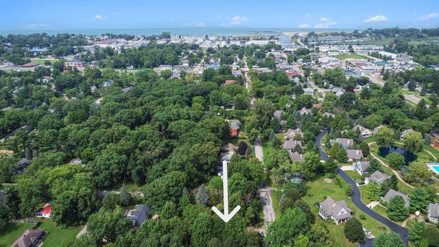 308 S Barker Street, New Buffalo City, MI 49117