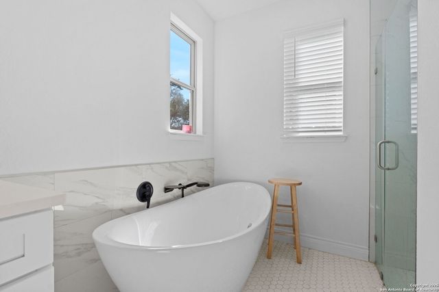 926 Joyce Marlene Dr., Poteet, TX 78065