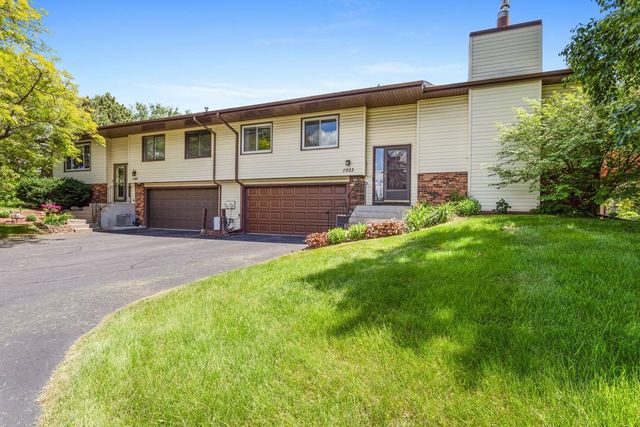1053 Bridge Street, Shoreview, MN 55126